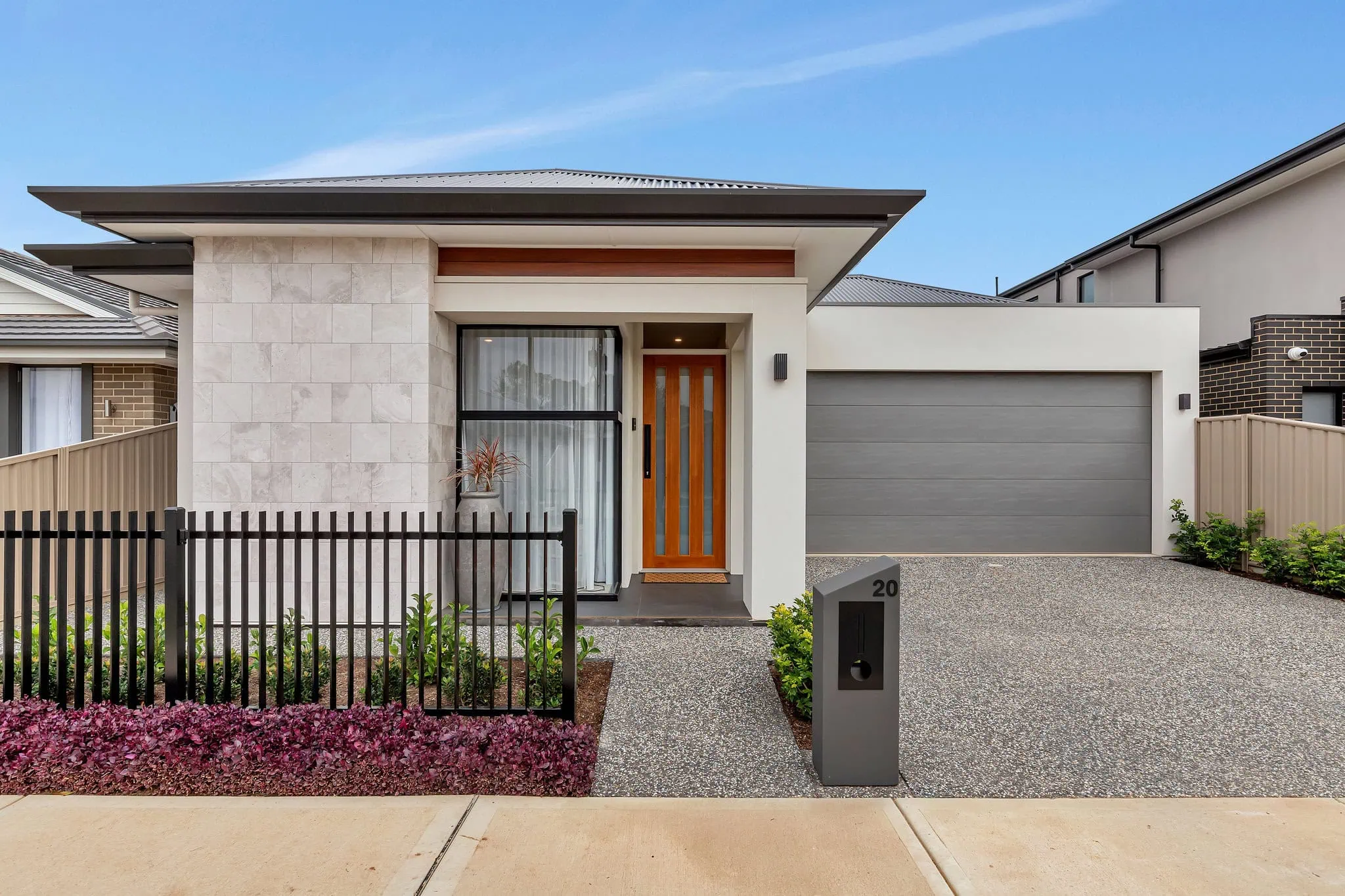 Woodville West | Front View